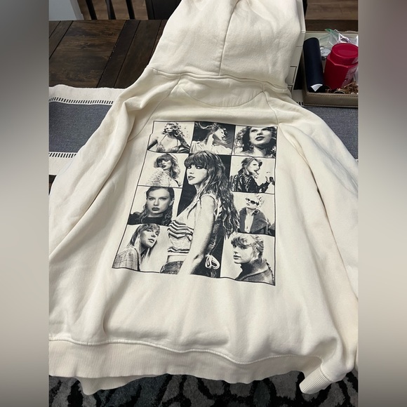 Tops - Taylor Swift Eras tour hoodie.